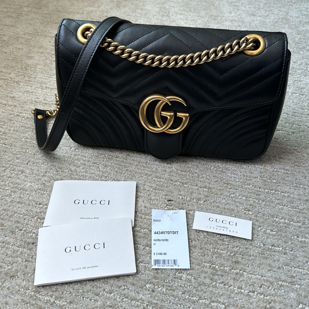 Gucci Marmont Black and Gold Small Great Condition